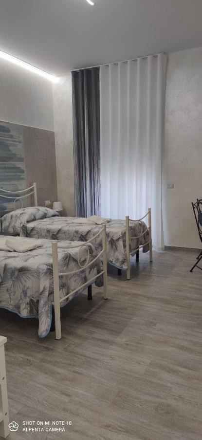 B & B Le Gemelline 萨莱诺 外观 照片