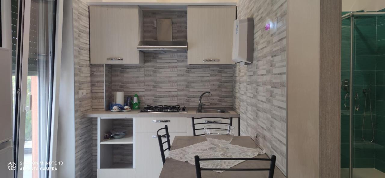 B & B Le Gemelline 萨莱诺 外观 照片