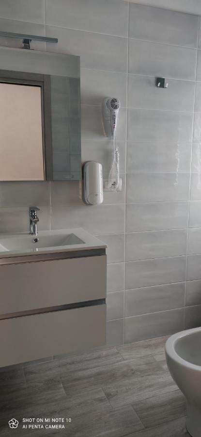 B & B Le Gemelline 萨莱诺 外观 照片
